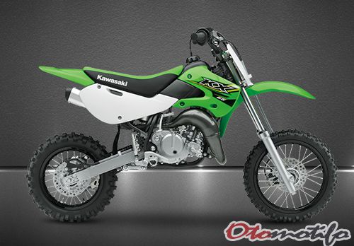  Hobi trabas dan motorcross membutuhkan sepeda motor handal yang bisa melewati banyak sekali me 10 Harga Motor Trail Kawasaki Terbaru 2019