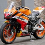 satunya motor sport full fairing bermesin  Harga Honda CBR150R 2019, Spesifikasi  Warna Terbaru