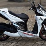  Salah satu motor matic Honda terbaik yakni  Harga Vario 125 2019 : Review, Spesifikasi  Warna Terbaru