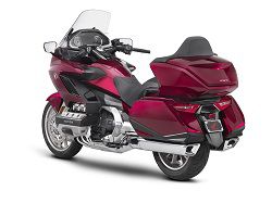  Bagi masbro yang terlanjur kaya dan galau ngabisin duit Harga Honda Gold Wing 2019 : Review, Spesifikasi  Gambar